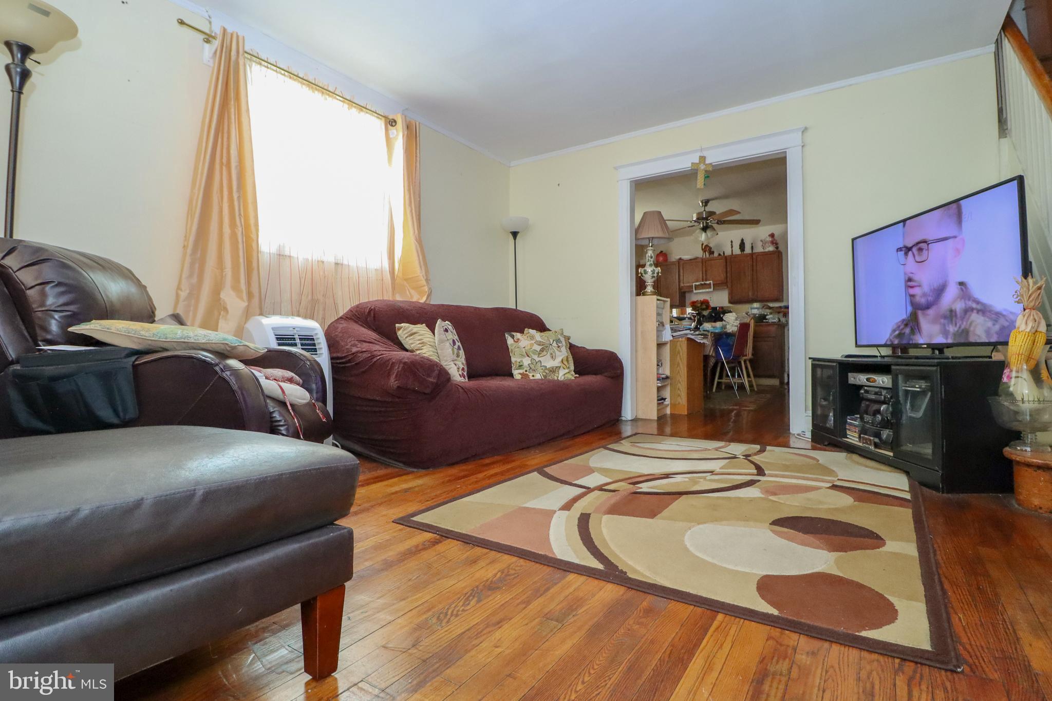 428 Arbor Road Lansdowne, PA 19050 - Photo 4 of 18