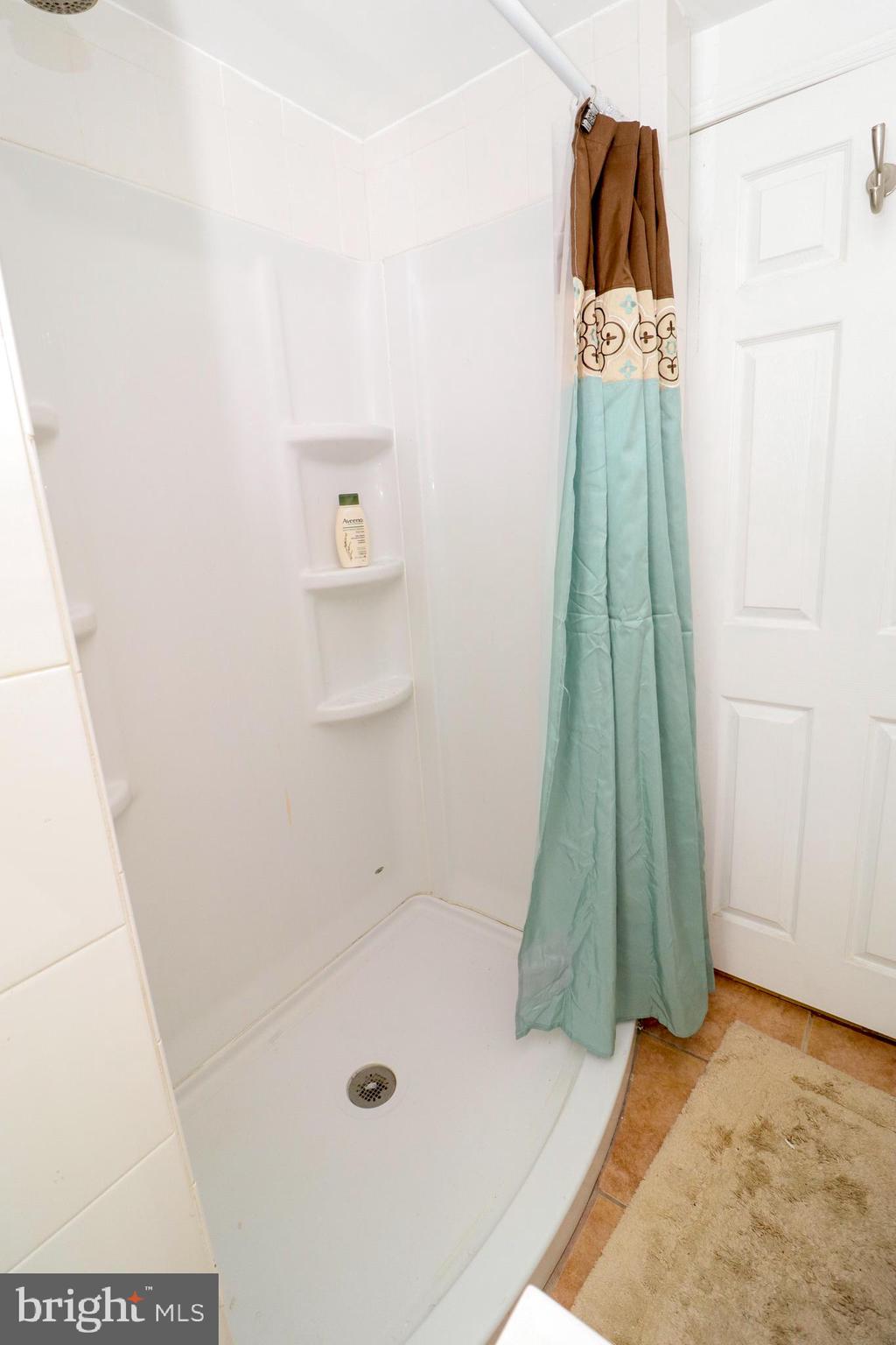 428 Arbor Road Lansdowne, PA 19050 - Photo 8 of 18