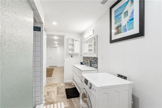 $285,000 | 2800 South Cedar Crest Terrace, Independence, MO 64057