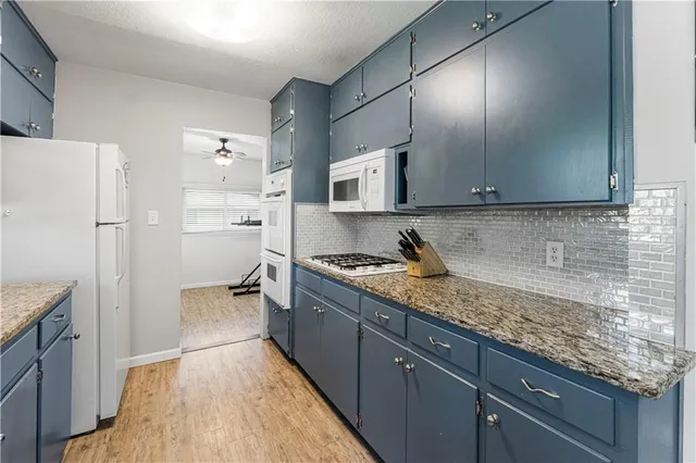 $285,000 | 2800 South Cedar Crest Terrace, Independence, MO 64057