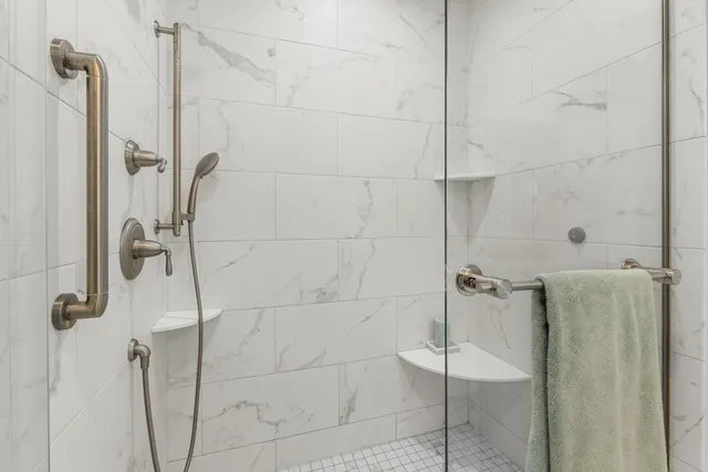 $765,000 | 27 Mulberry Lane, Epping, NH 03042