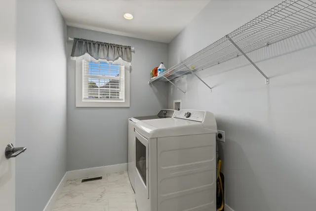 $765,000 | 27 Mulberry Lane, Epping, NH 03042