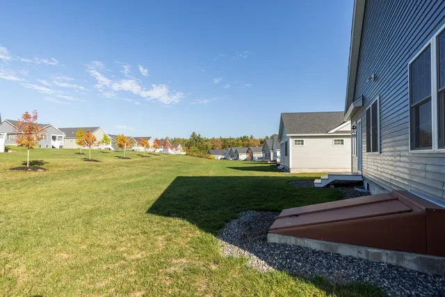 $765,000 | 27 Mulberry Lane, Epping, NH 03042