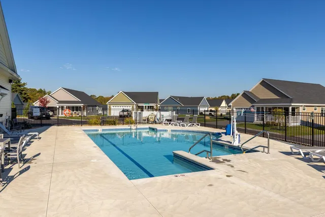 $765,000 | 27 Mulberry Lane, Epping, NH 03042