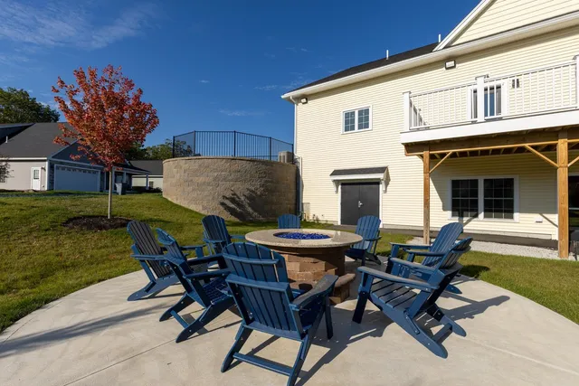 $765,000 | 27 Mulberry Lane, Epping, NH 03042