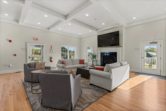 $765,000 | 27 Mulberry Lane, Epping, NH 03042