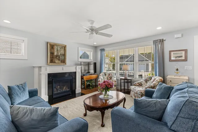 $765,000 | 27 Mulberry Lane, Epping, NH 03042