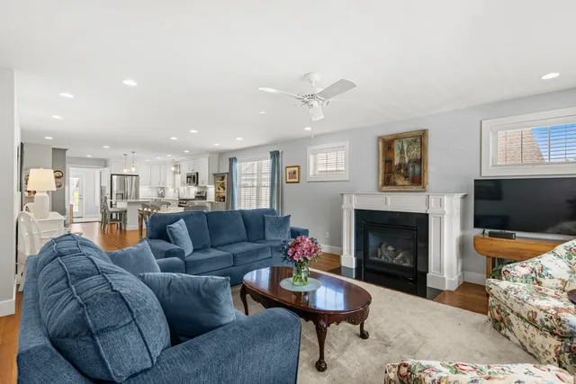 $765,000 | 27 Mulberry Lane, Epping, NH 03042