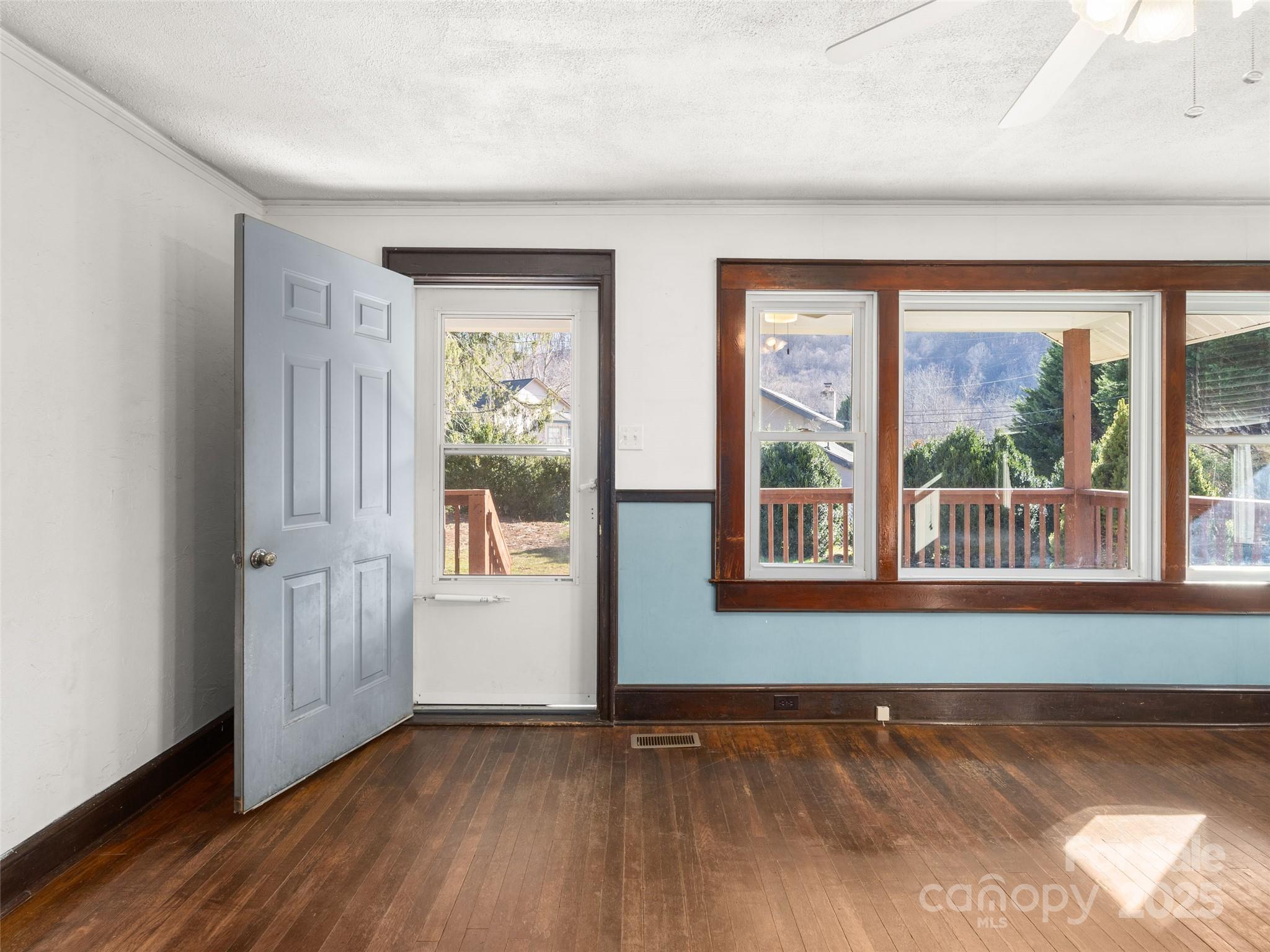 31 Black Branch Road Canton, NC 28716 - Photo 12 of 48 Gallery Image 12