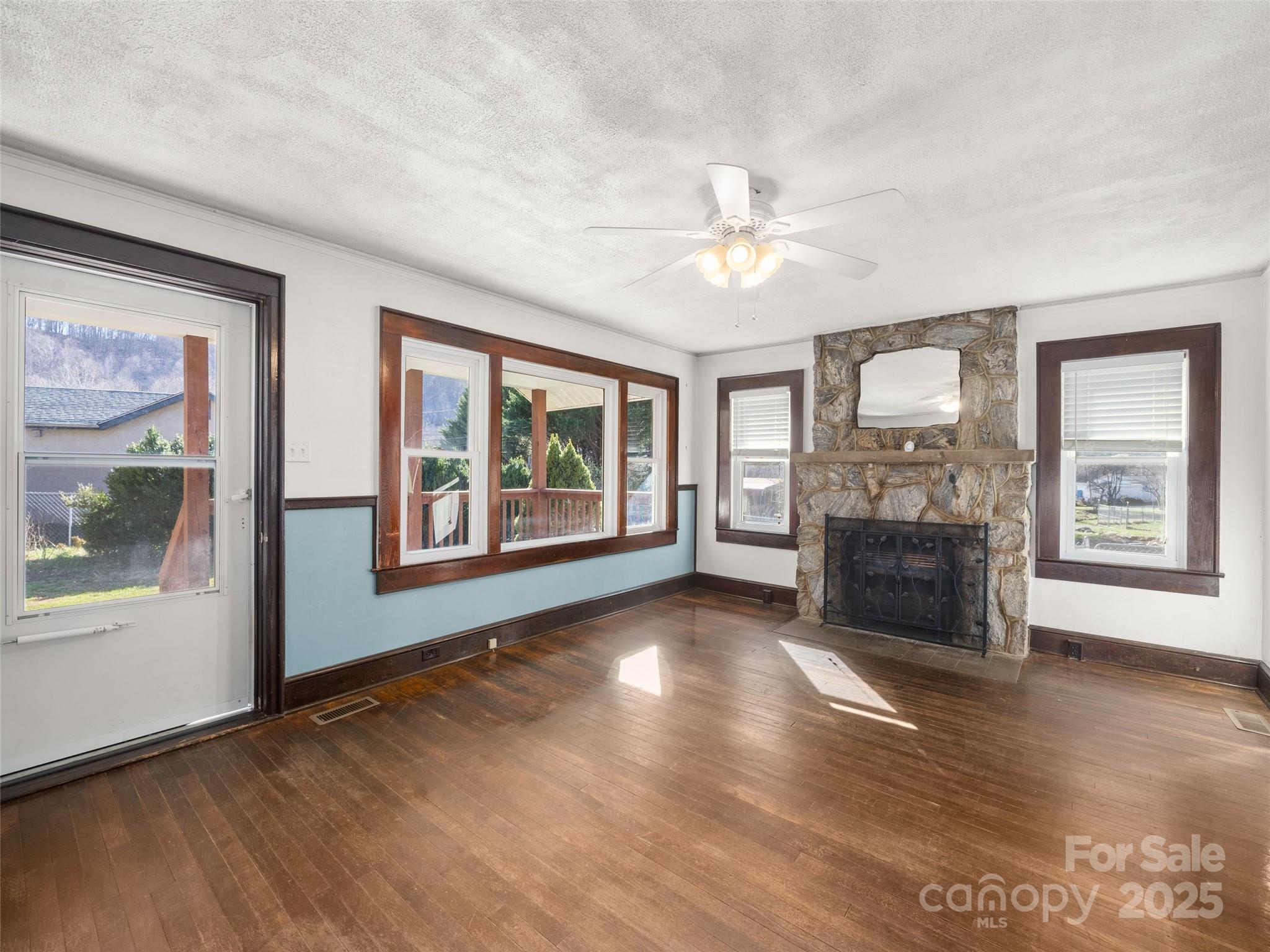 31 Black Branch Road Canton, NC 28716 - Photo 13 of 48 Gallery Image 13