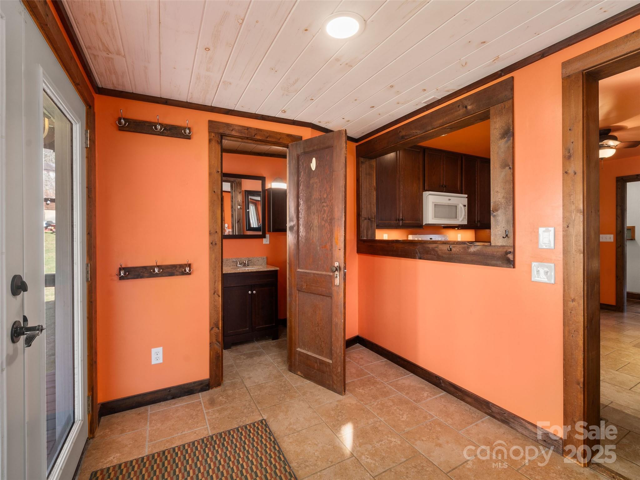 31 Black Branch Road Canton, NC 28716 - Photo 24 of 48 Gallery Image 24