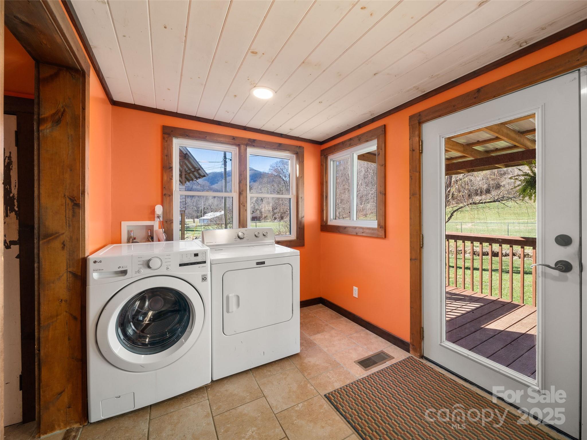 31 Black Branch Road Canton, NC 28716 - Photo 25 of 48 Gallery Image 25