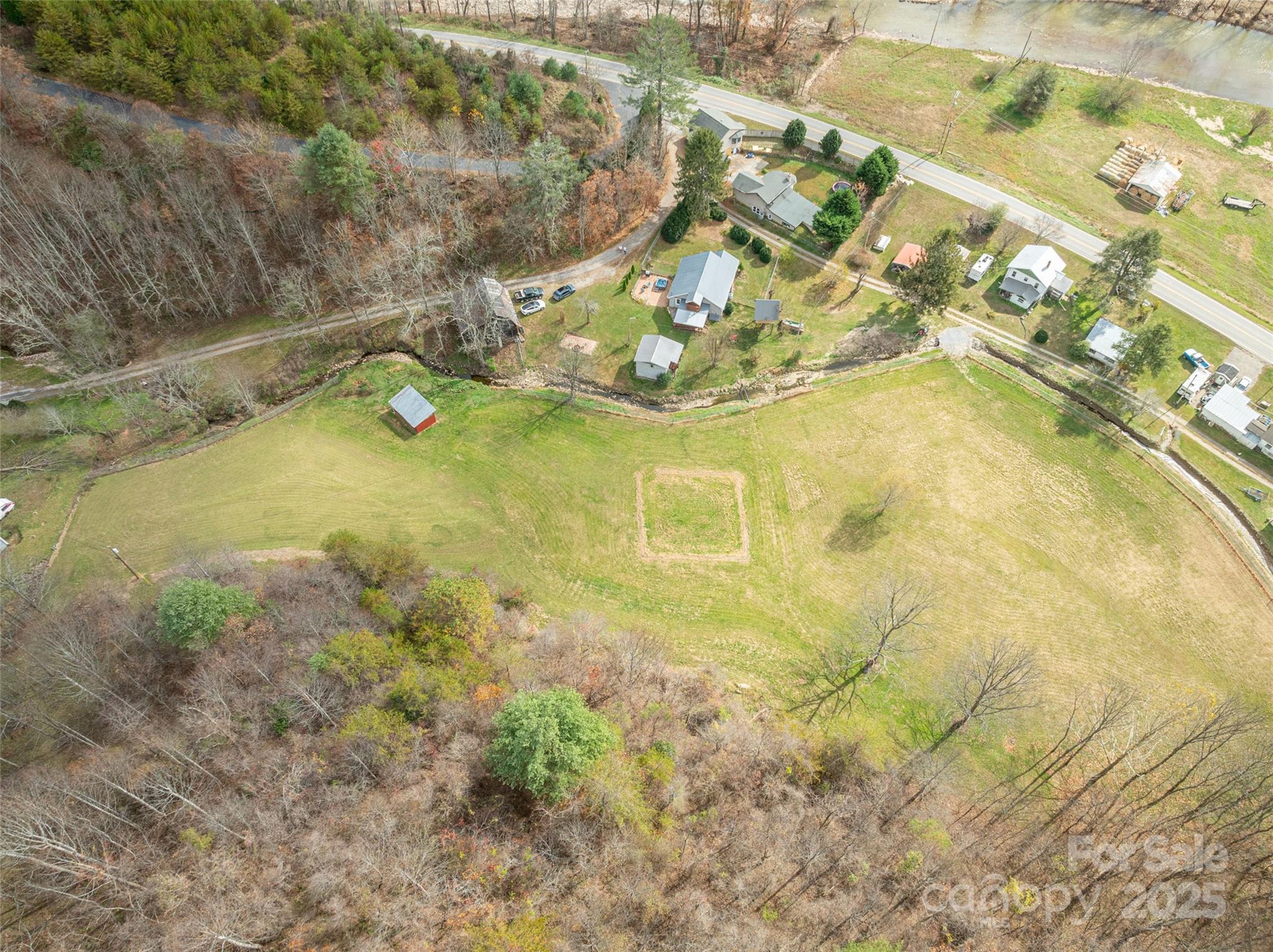 31 Black Branch Road Canton, NC 28716 - Photo 5 of 48 Gallery Image 5