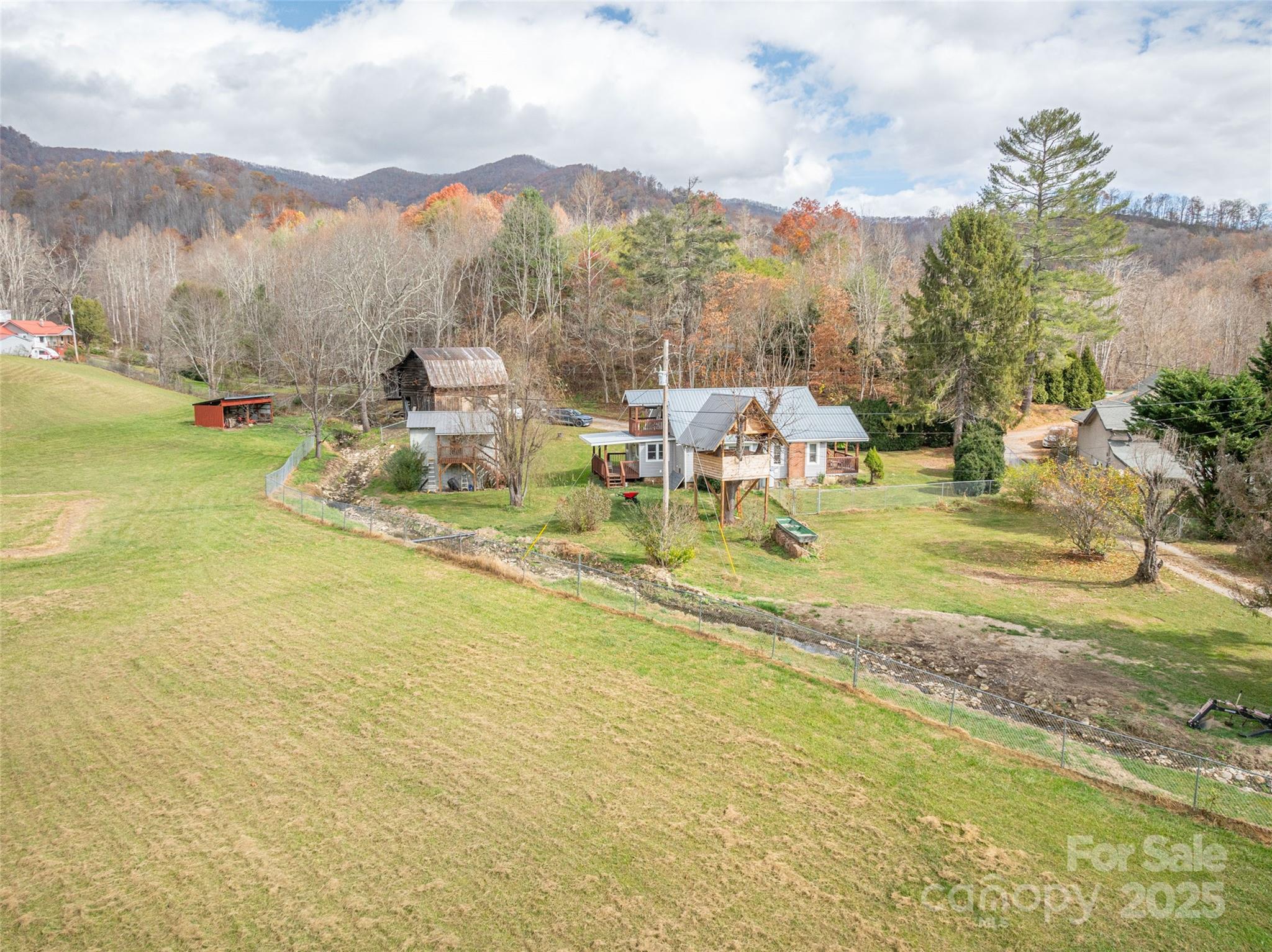 31 Black Branch Road Canton, NC 28716 - Photo 6 of 48 Gallery Image 6