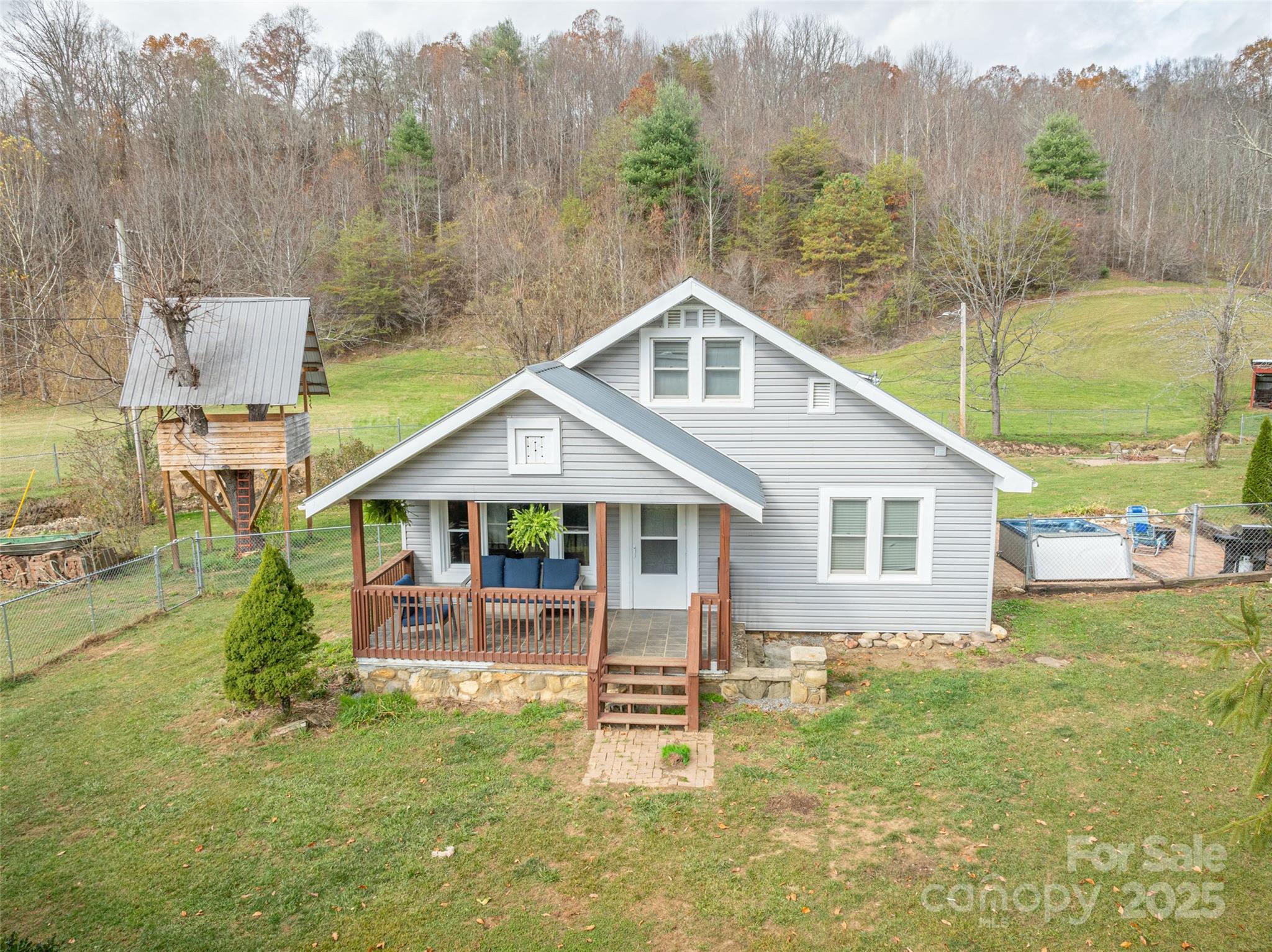 31 Black Branch Road Canton, NC 28716 - Photo 8 of 48 Gallery Image 8