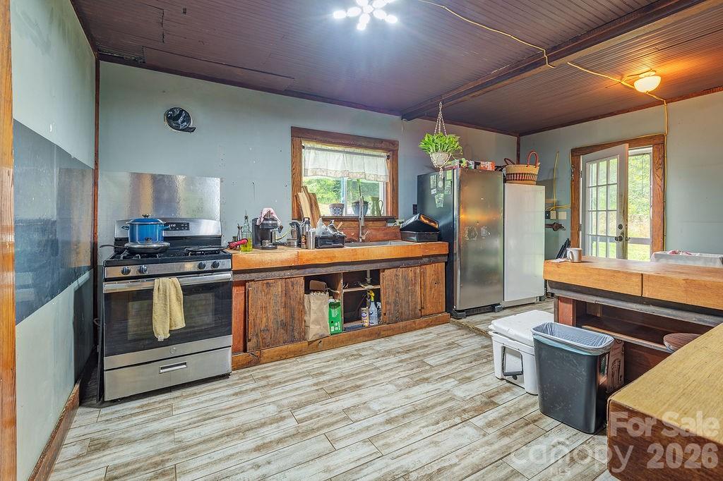 8485 Meadow Fork Road Hot Springs, NC 28743 - Photo 7 of 36 Gallery Image 7