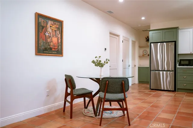 $5,500 | 613 West Olive Avenue, Unit 1, Monrovia, CA 91016