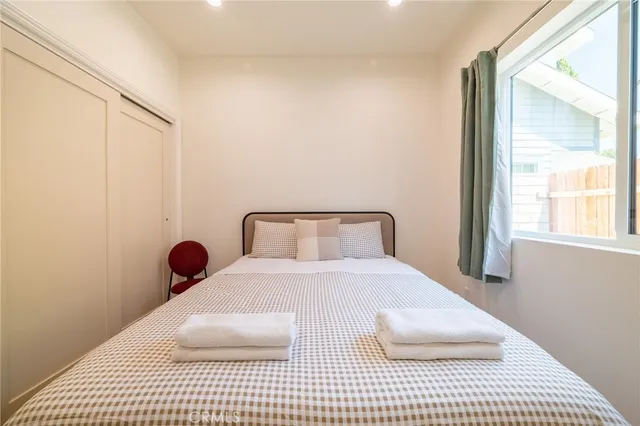 $5,500 | 613 West Olive Avenue, Unit 1, Monrovia, CA 91016