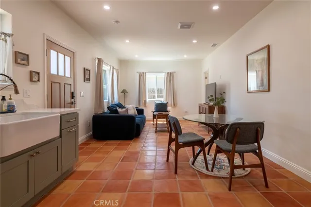 $5,500 | 613 West Olive Avenue, Unit 1, Monrovia, CA 91016