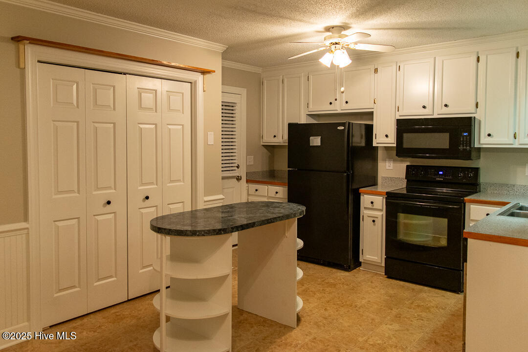 5300 Evansdale Road Wilson, NC 27893 - Photo 5 of 39 20251120-DSC_0289