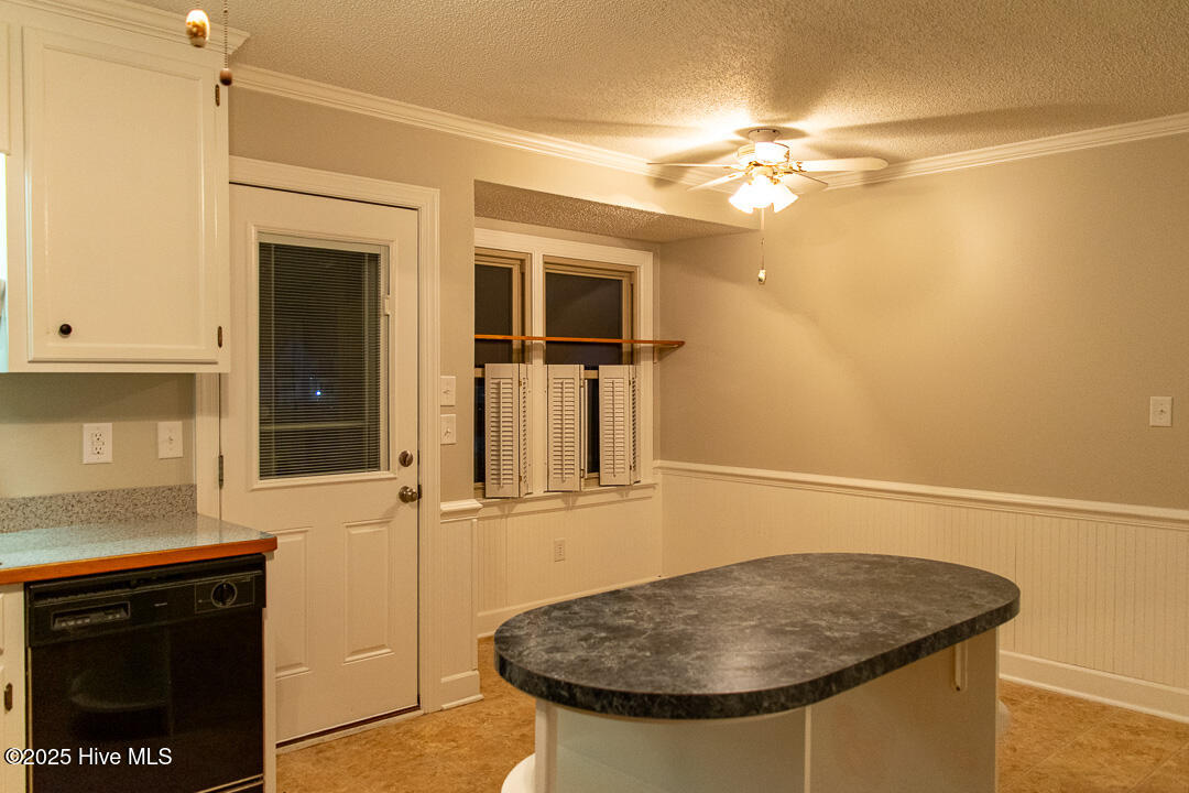 5300 Evansdale Road Wilson, NC 27893 - Photo 8 of 39 20251120-DSC_0306