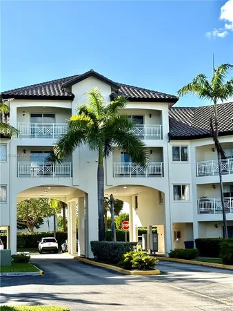 $2,300 | 8851 Northwest 112th Avenue, Unit 219, Doral, FL 33178
