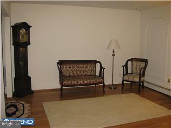 1034 Township Line Road Chalfont, PA 18914 - Photo 2 of 12 Living Room