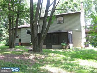 1034 Township Line Road Chalfont, PA 18914 - Photo 10 of 12 Exterior Back