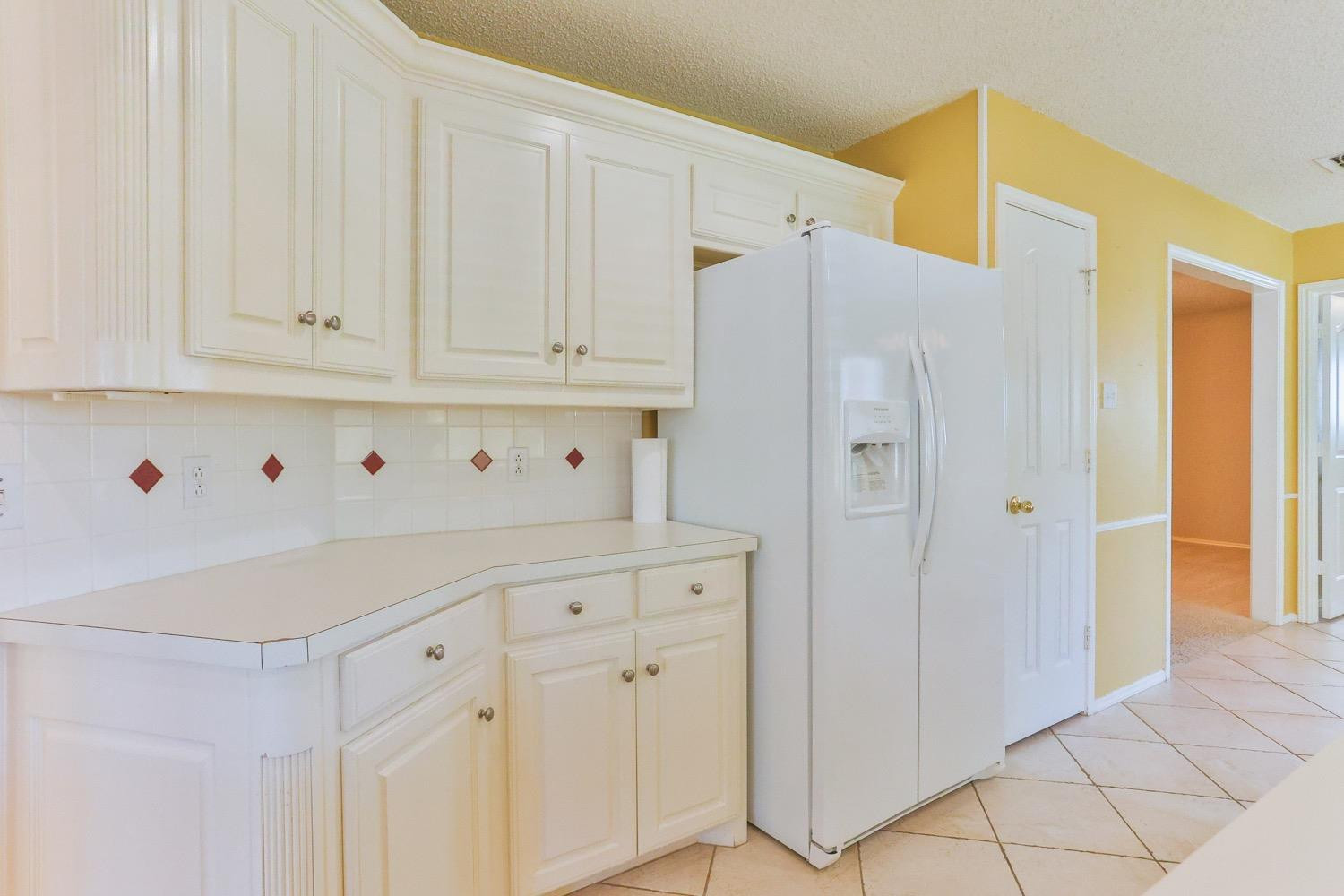 5713 83rd Lane Lubbock, TX 79424 - Photo 12 of 43 Photo 12