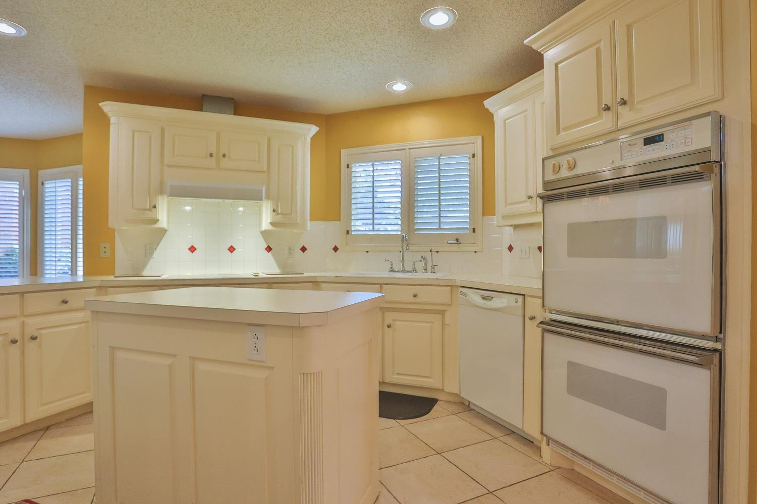 5713 83rd Lane Lubbock, TX 79424 - Photo 8 of 43 Photo 8