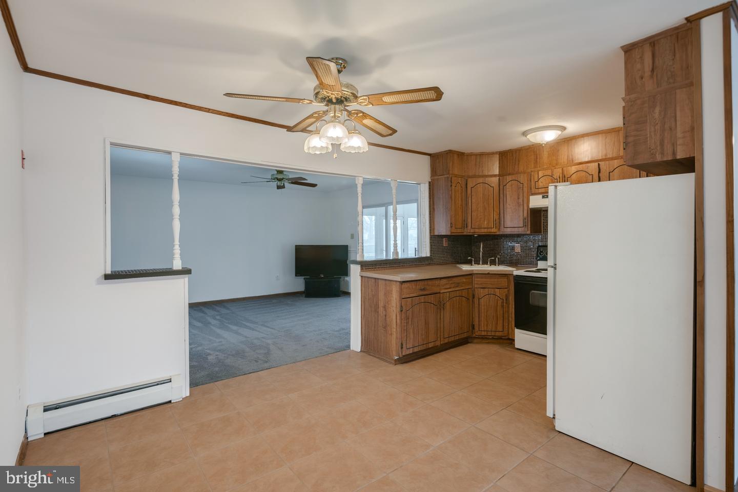 104 Plumtree Road Levittown, PA 19056 - Photo 12 of 25 Gallery Image 12