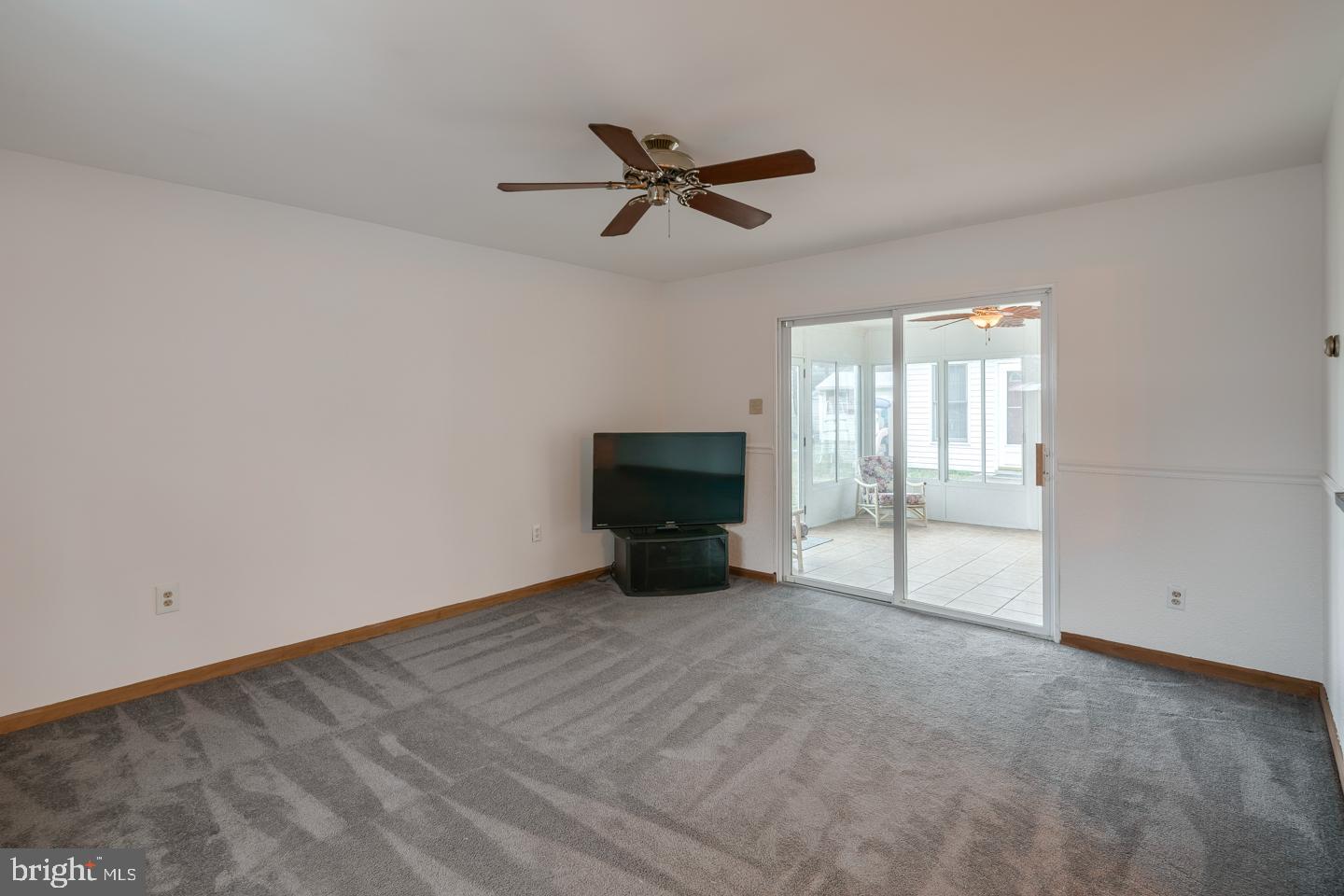 104 Plumtree Road Levittown, PA 19056 - Photo 14 of 25 Gallery Image 14