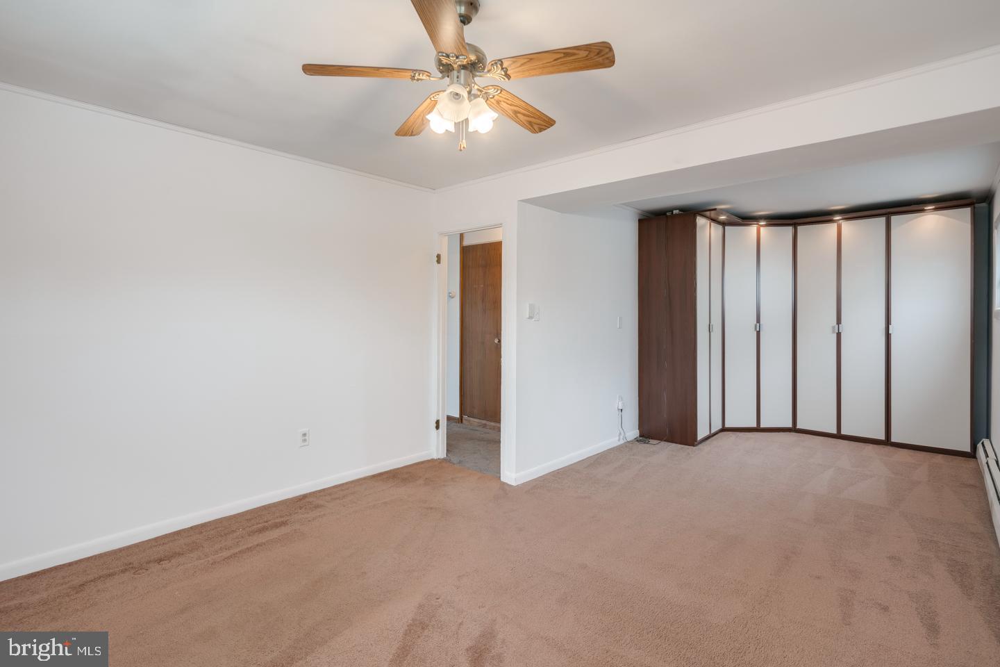 104 Plumtree Road Levittown, PA 19056 - Photo 19 of 25 Gallery Image 19