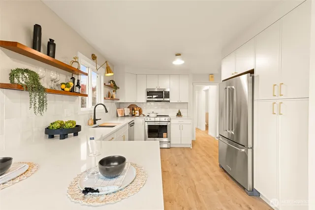 $998,950 | 935 Northwest 61st Street, Seattle, WA 98107