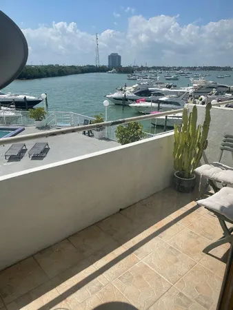 $1,650 | 7904 West Drive, Unit 215, North Bay Village, FL 33141