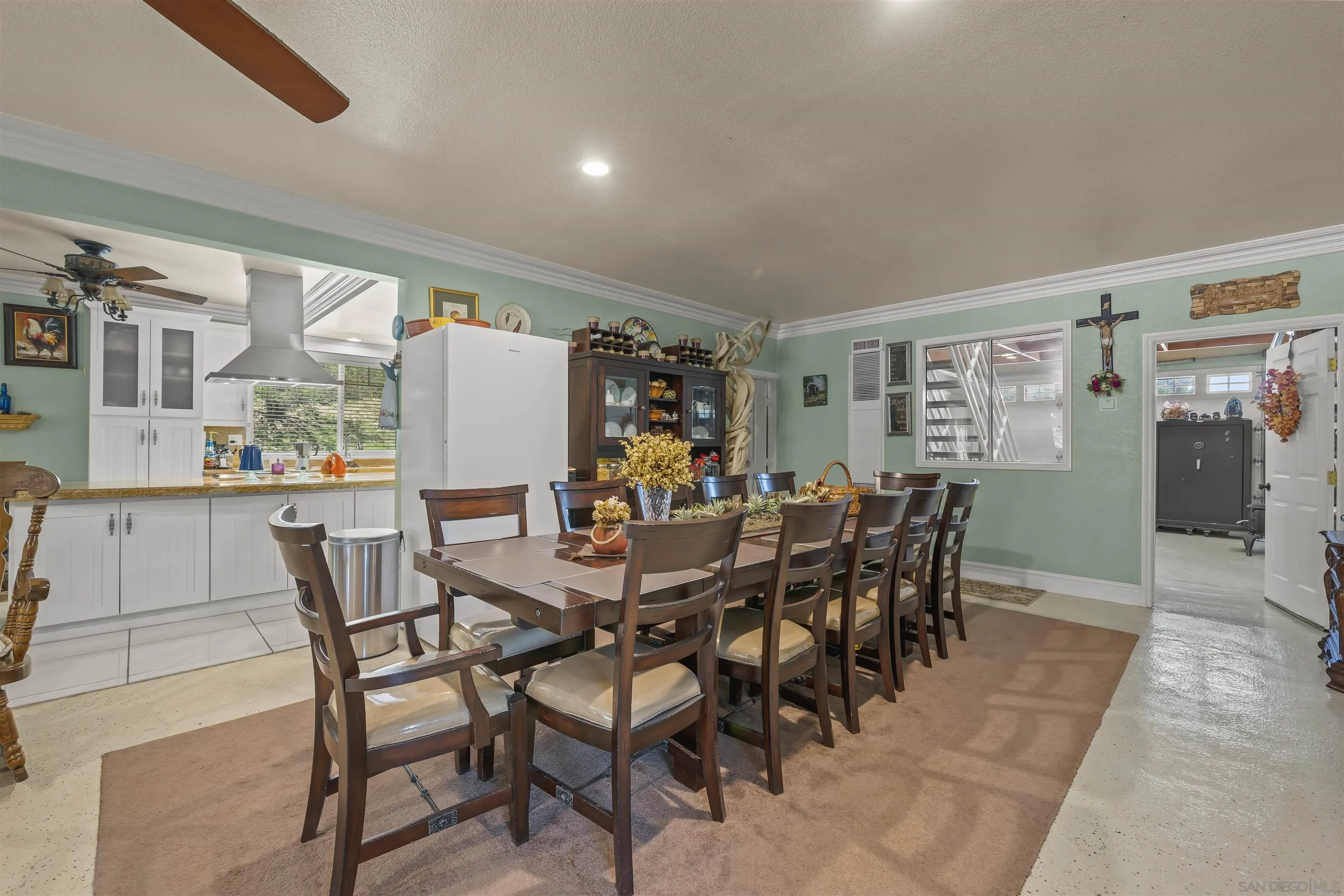 2464 Wynola Road Julian, CA 92036 - Photo 9 of 50 a view of a dining room with furniture