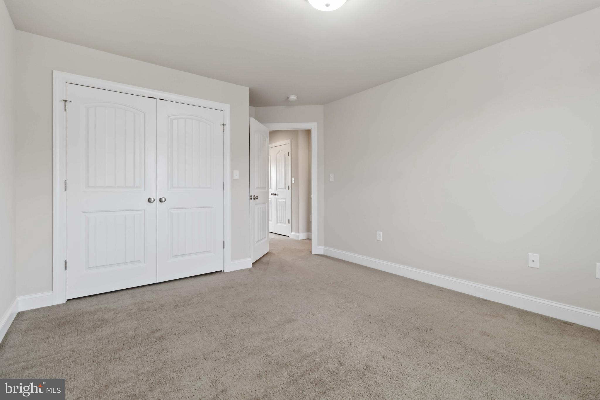 813 Spring Rock Court Mechanicsburg, PA 17055 - Photo 16 of 31 Bedroom 2
11' -7"x13'-6"