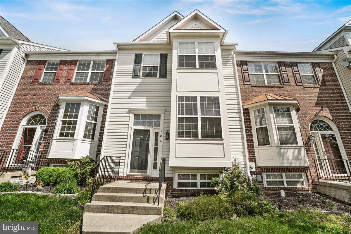 905 Halleck Drive Frederick, MD 21701 - Photo 1 of 43