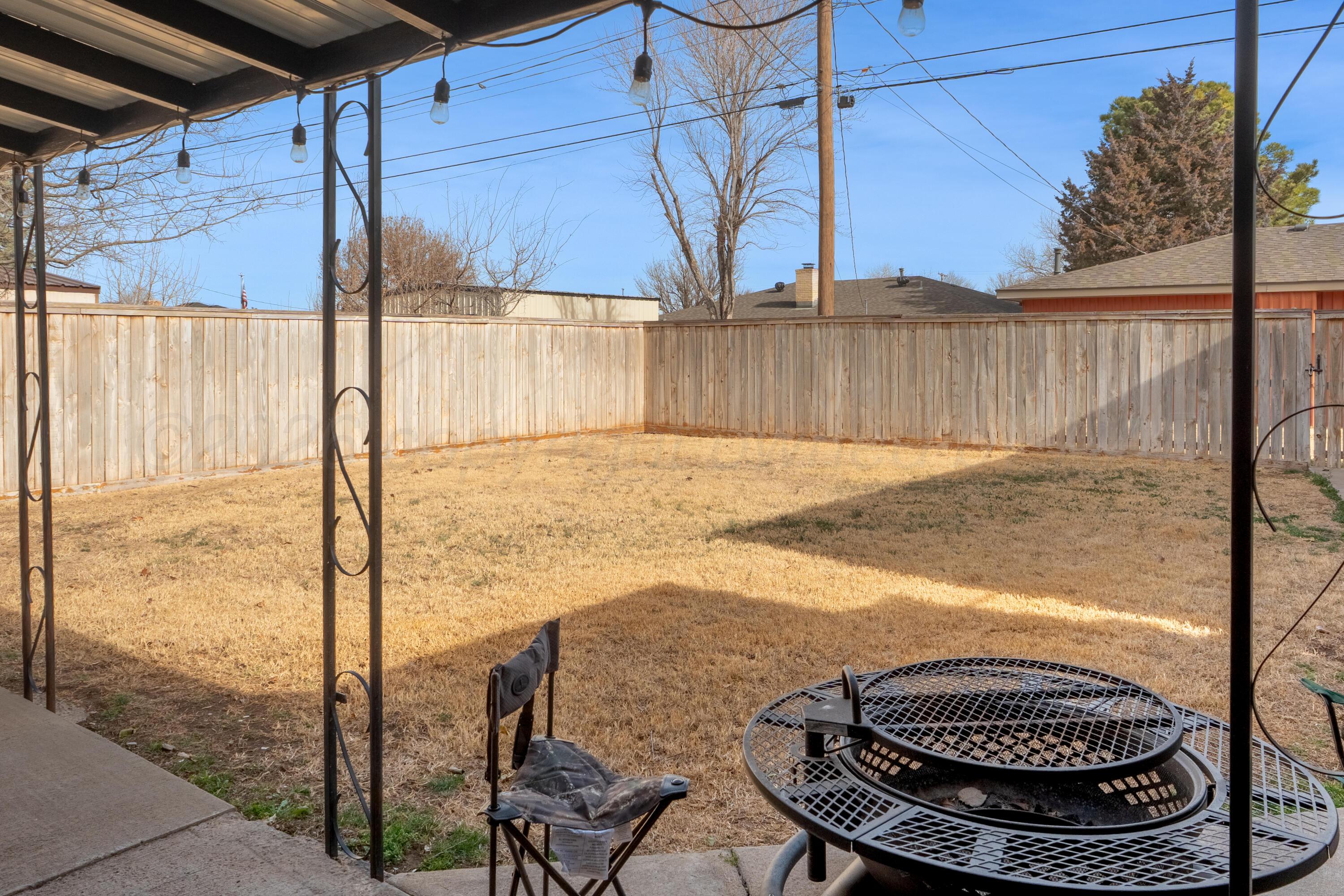 415 Mustang Street Fritch, TX 79036 - Photo 21 of 23 a view of a balcony with chair