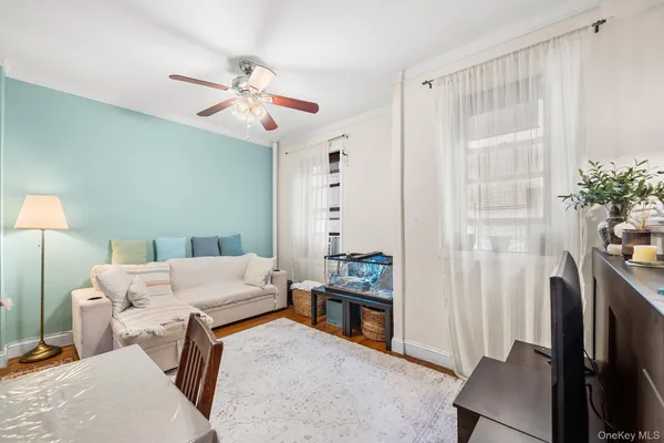 $339,000 | 21-37 33rd Street, Unit 3C | Astoria
