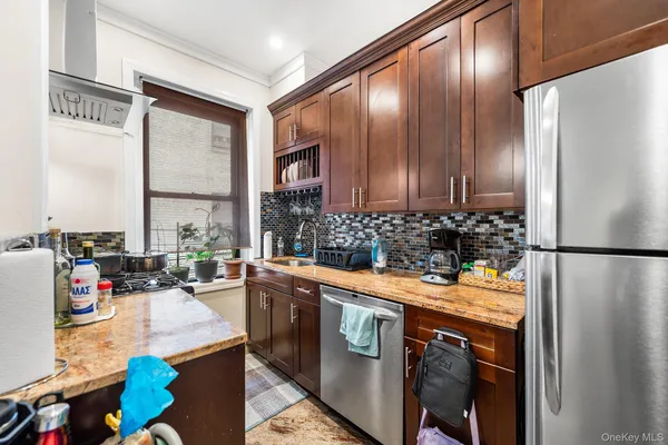 $339,000 | 21-37 33rd Street, Unit 3C | Astoria