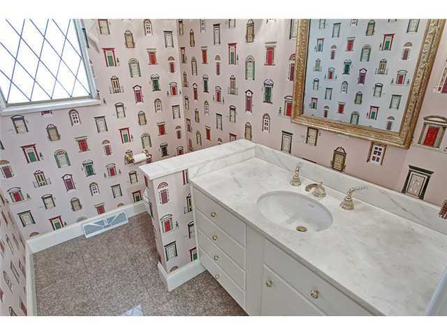2121 Sheringham Road Columbus, OH 43220 - Photo 13 of 25 Gallery Image 13