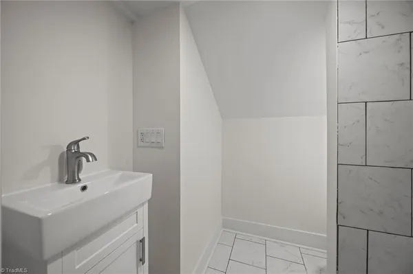 $237,900 | 427 Wright Street, High Point, NC 27262