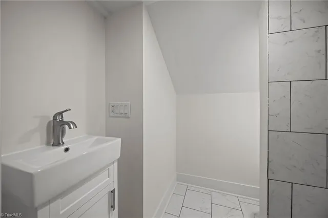 $249,900 | 427 Wright Street, High Point, NC 27262