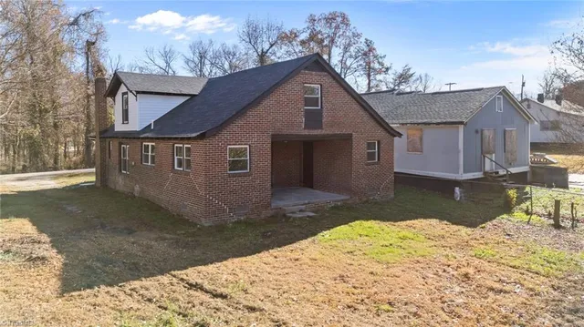 $249,900 | 427 Wright Street, High Point, NC 27262