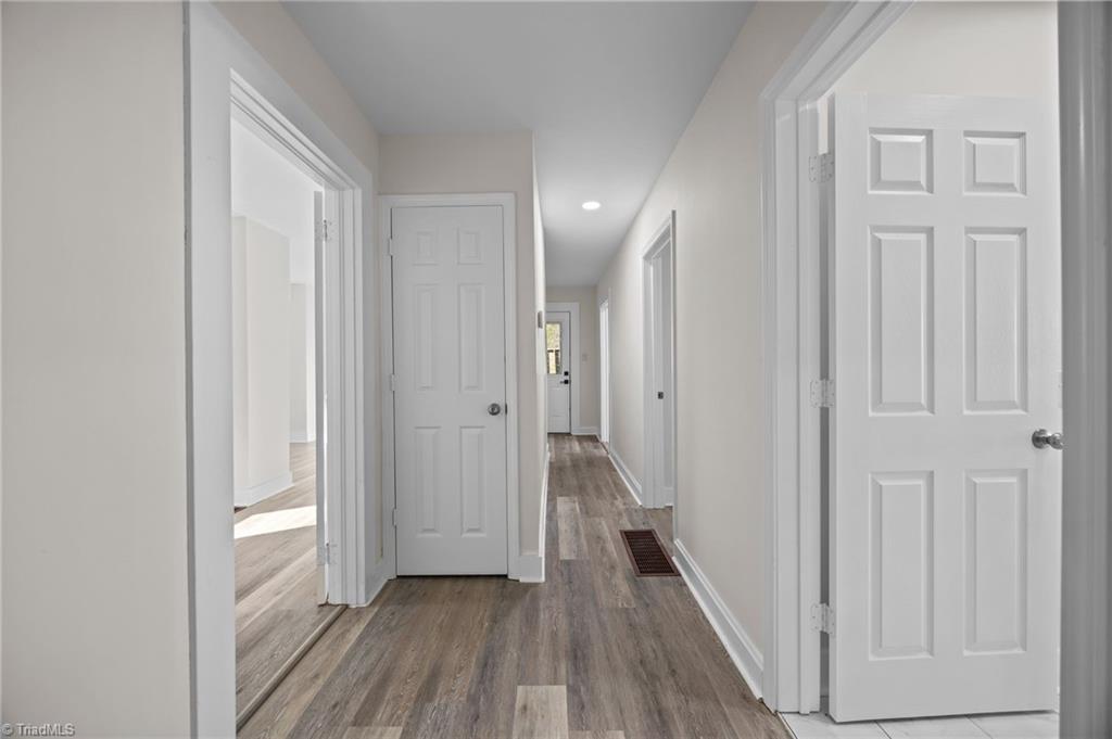 427 Wright Street High Point, NC 27262 - Photo 7 of 30