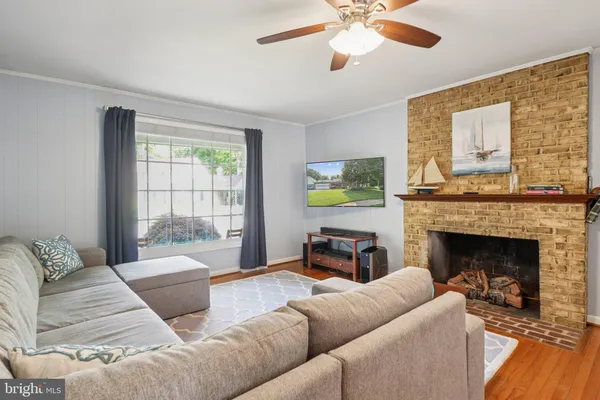 $4,850 | 5405 Francy Adams Court, Fairfax, VA 22032