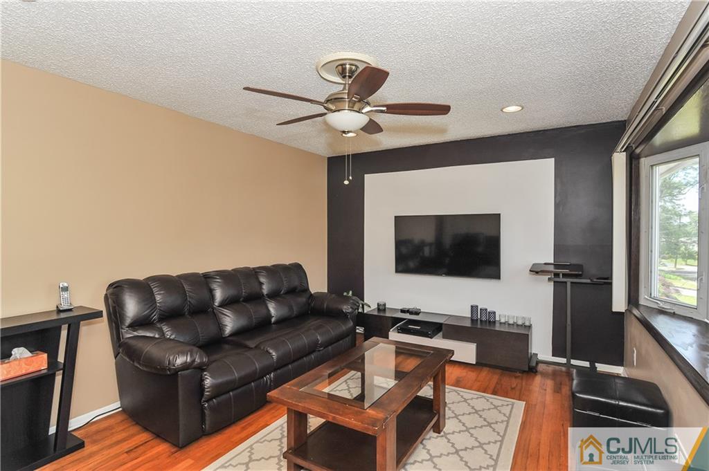 46 Rieder Road Edison, NJ 08817 - Photo 9 of 22 Gallery Image 9