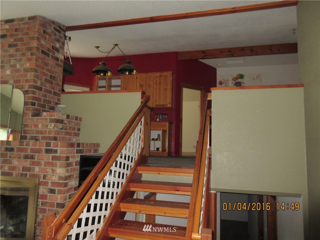 7399 Tauscher Road Clinton, WA 98236 - Photo 7 of 20 Gallery Image 7