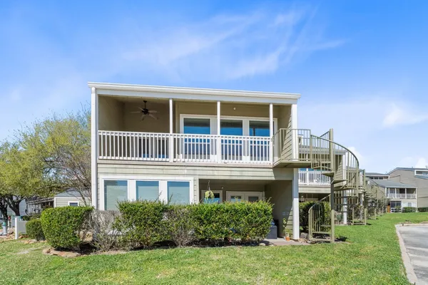 $1,695 | 30 April Point Drive South, Conroe, TX 77356